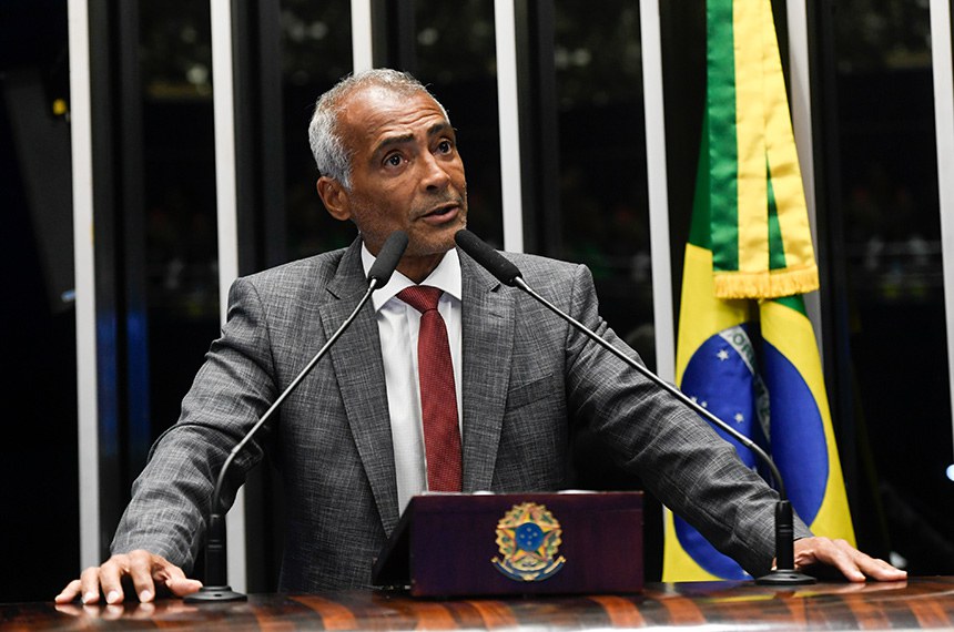 romario Romário da Glória nos Gramados à Luta Contra a Corrupção a Nova Batalha do Baixinho