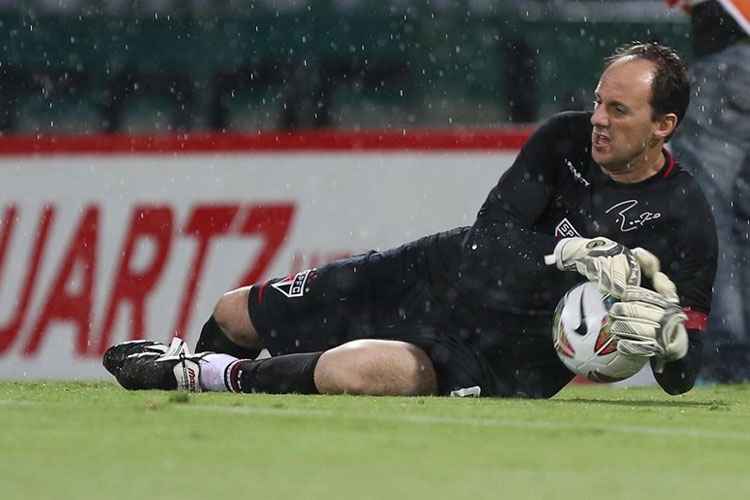 rogeriio A História de Rogério Ceni a Lenda do Futebol Brasileiro